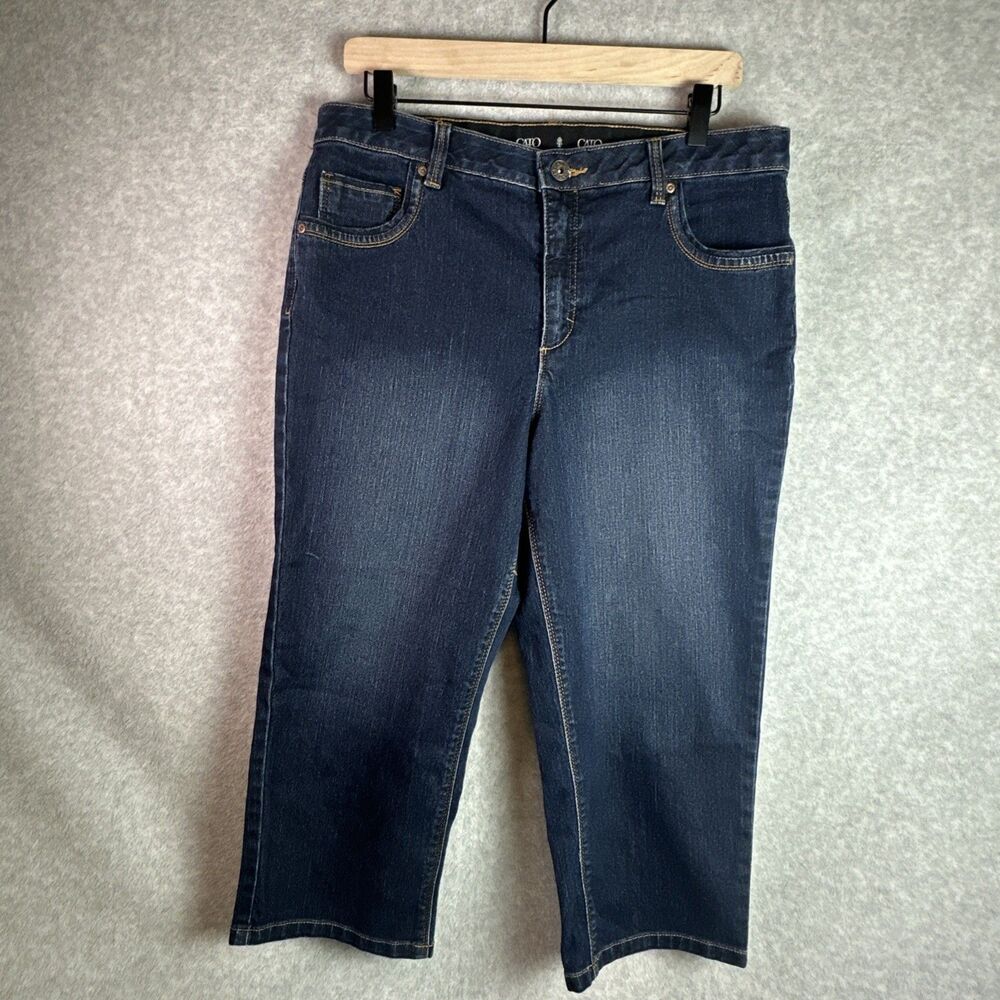 CATO Capri Pants Jeans Women’s Sz 14 Denim Dark Blue Embroidered Pockets Cropped